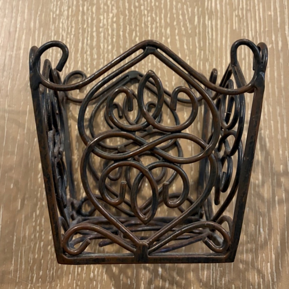 Southern Living at Home Rosedale Bronze Metal Plant Holder Vintage Scrollwork